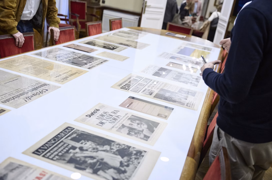 Une nouvelle vague d&rsquo;amateurs passionnés : une vente exceptionnelle des archives Comme des Garçons